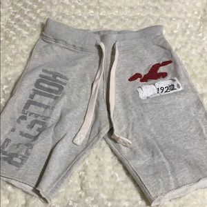 🌺🎉BUY 1 GET 2 FREE🎉🌺🌺Sweat Shorts🌺🌺EUC🌺